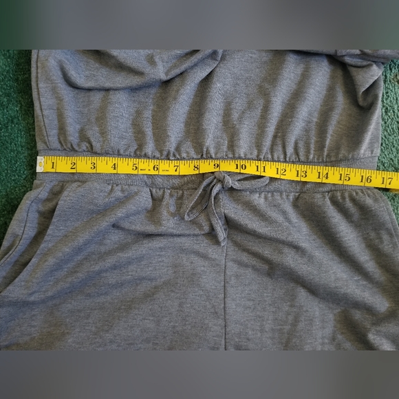 bebe Women's Jumpsuit Size XL - Picture 5 of 7